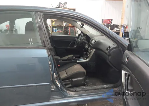 2005 Subaru Legacy 2.5I z USA, uszkodzony, nr VIN 4S3BL616957229331